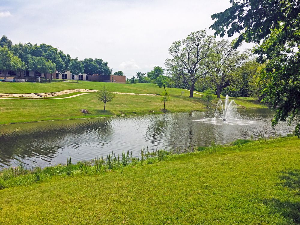 3008 E Hebron Pkwy, Carrollton, TX 75010